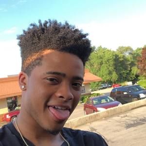 Meet your Posher, Dakari